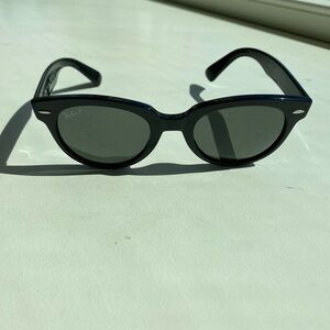 Ray-Ban Black Sunglasses